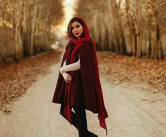 ژست عکس دخترانه روی تاب