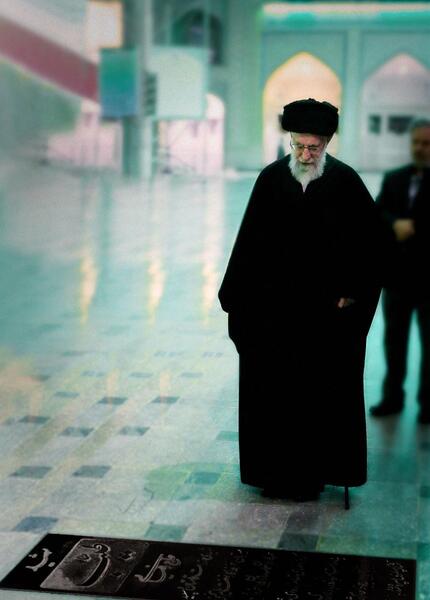 عکس قبر طیب حاج رضایی