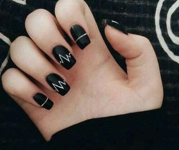 عکس ناخن ژلیش مشکی