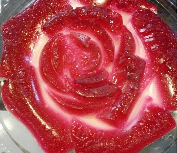 عکس ژله با قالب گل رز