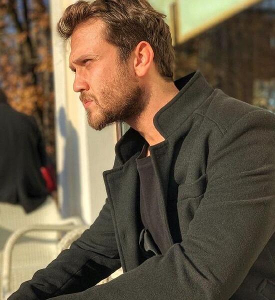 عکس خواهر آراس بولوت اینملی