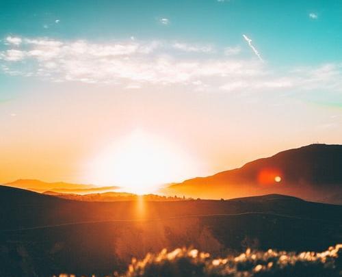 عکس از طلوع زیبای خورشید