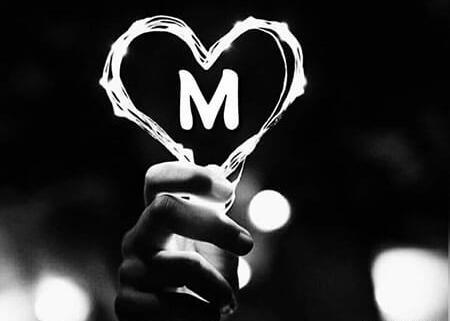 عکس قلب حروف m