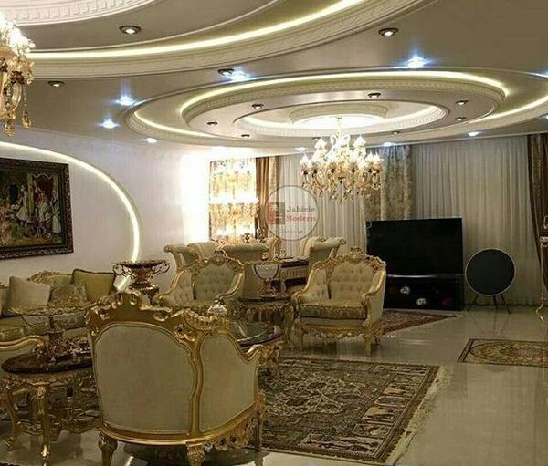 عکس فرش سفید طلایی