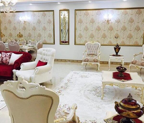 عکس فرش سفید طلایی