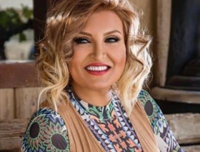 عکس پیری شکیلا خواننده