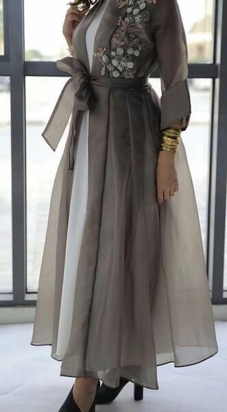 عکس مانتو نقره ای