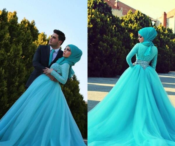 عکس لباس عروس آبی فیروزه ای