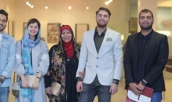 عکس حسن فتحی و پسرش