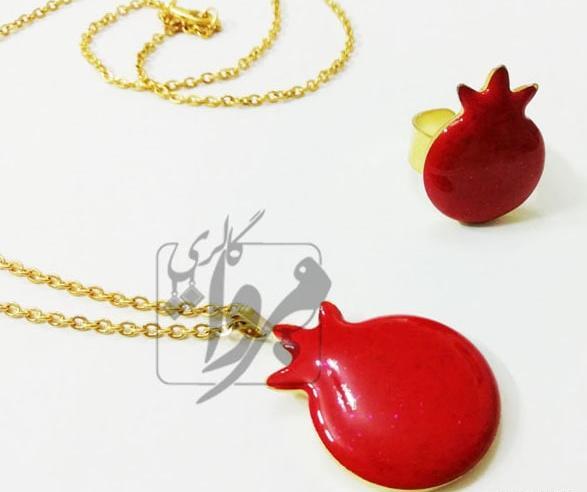 عکس گردنبند یلدایی
