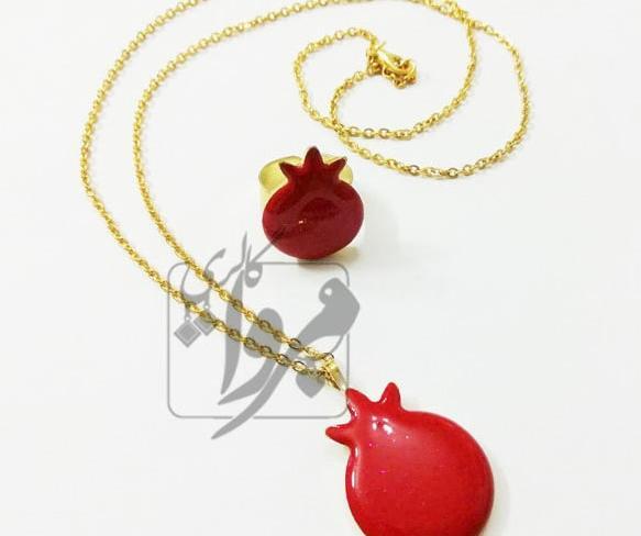 عکس گردنبند یلدایی