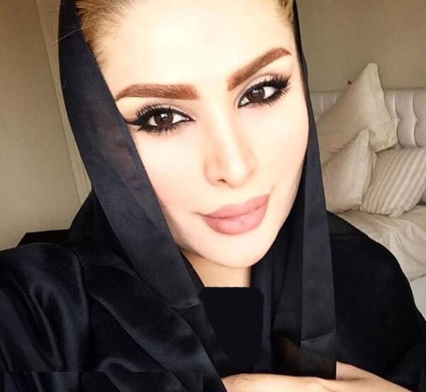 عکس قبل از عمل دنیا جهانبخت
