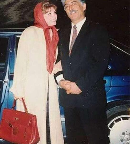 عکس شیوا خنیاگر و خانواده اش