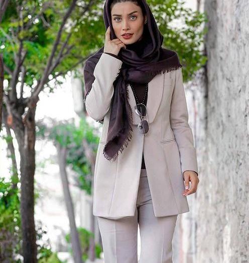 عکس بی حجاب تینا آخوندتبار