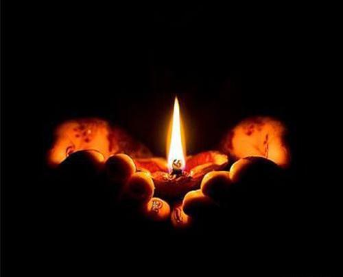 عکس شمع با صفحه سیاه