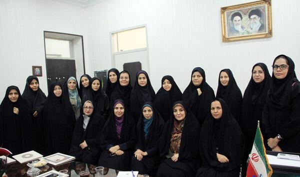 عکس خبرنگار راضیه رنجبر