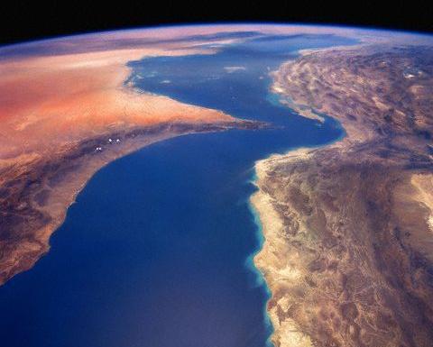 عکس هوایی جزیره هرمز