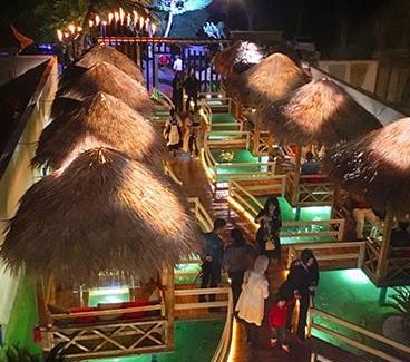 عکس کافه دنیز مهرشهر