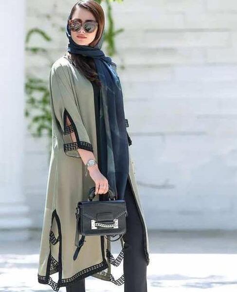 عکس مدل مانتو جلو باز حریر ساده