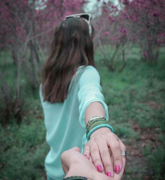 عکس عاشقانه دونفره در طبیعت