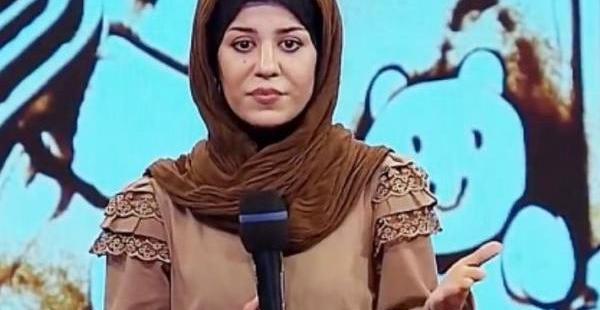 عکس فاطمه عبادی در عصر جدید