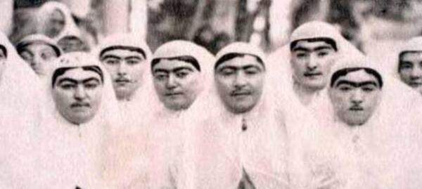 عکس خنده دار زنان قاجار