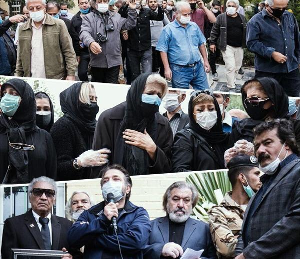 عکس نصرت الله وحدت