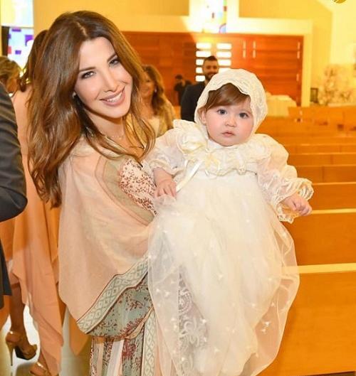 عکس نانسی قبل از عمل