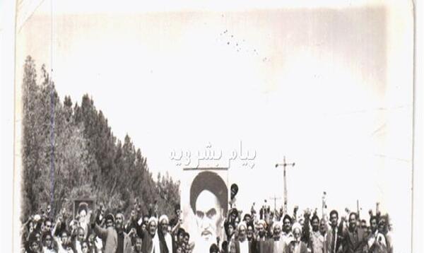 عکس شاه فراری شده سوار گاری شده