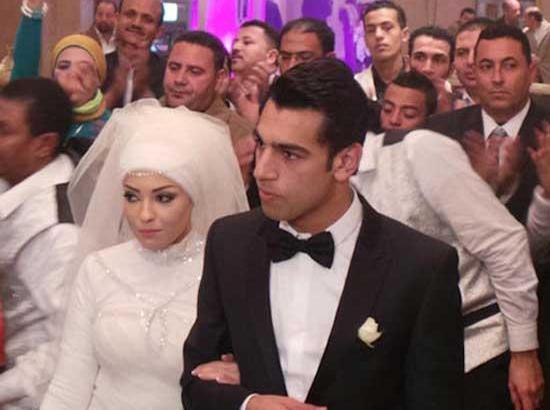 عکس محمد صلاح و همسرش