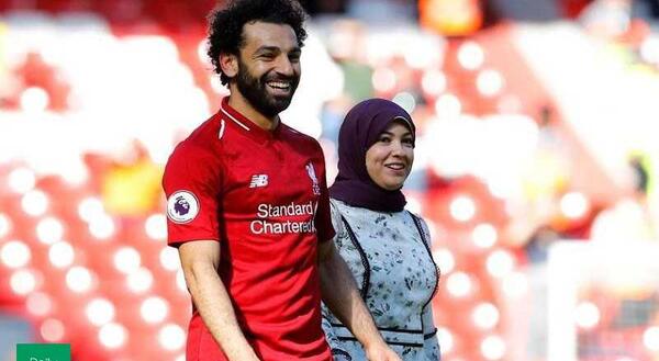عکس محمد صلاح و همسرش