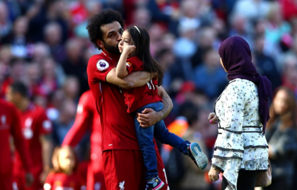 عکس محمد صلاح و همسرش