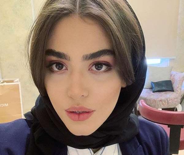 عکس های جدید بی حجاب ریحانه پارسا