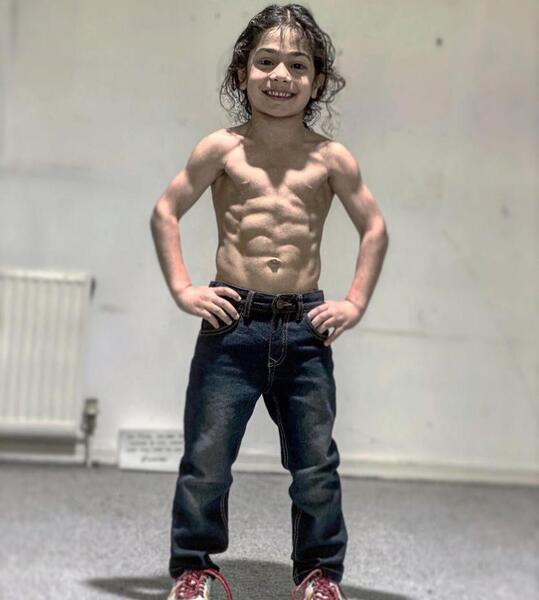 عکس از آرات حسینی