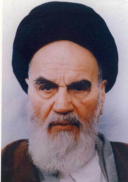 عکس پرتره تمام رخ