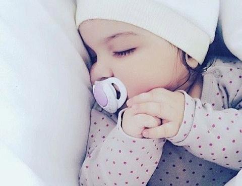 عکس بچه کوچولو برای تصویر زمینه