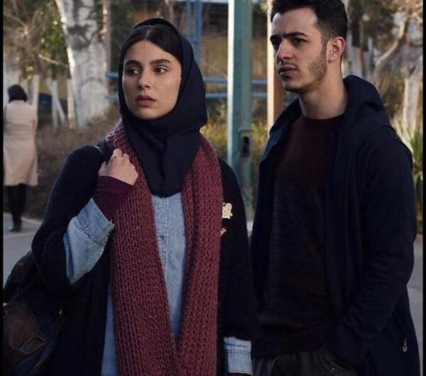عکس با حجاب لاله مرزبان