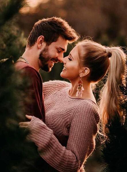 ژست عکس دونفره عاشقانه تولد