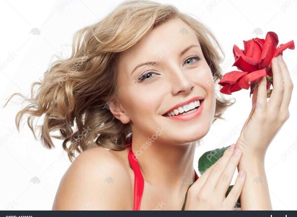 عکس لبخند با گل