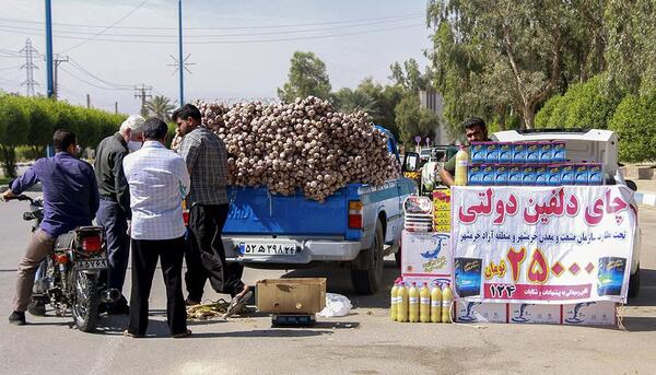 عکس فقر و ثروت در ایران