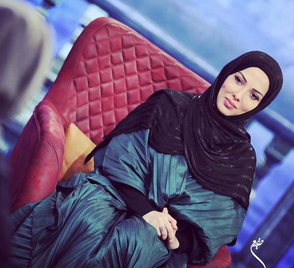 عکس با حجاب لیلا اوتادی