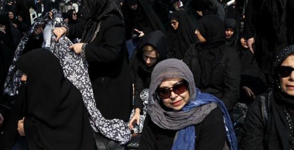 عکس از نماز ظهر عاشورا