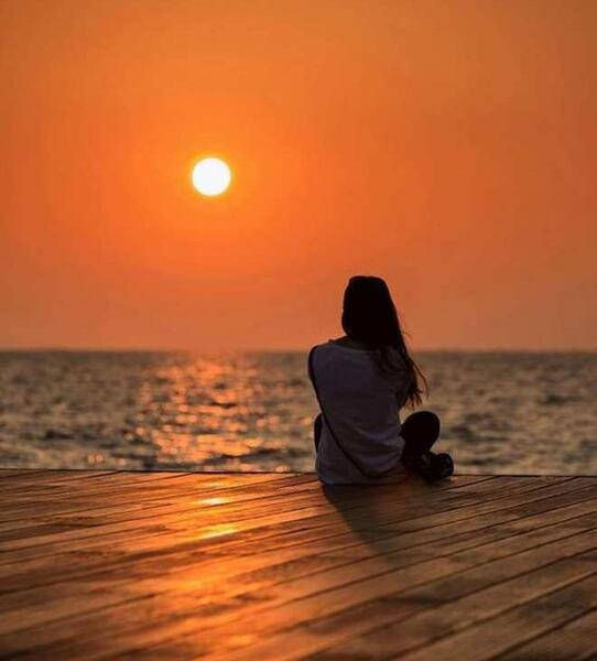 عکس های غمگین لب دریا