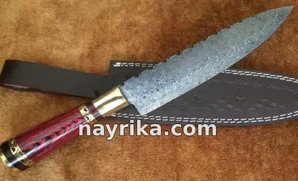 عکس مرد چاقو خورده