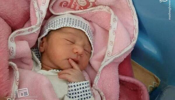 عکس نوزاد در شکم مادر