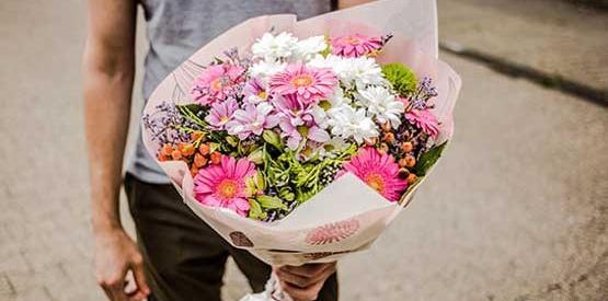 عکس گل نرگس برای هدیه