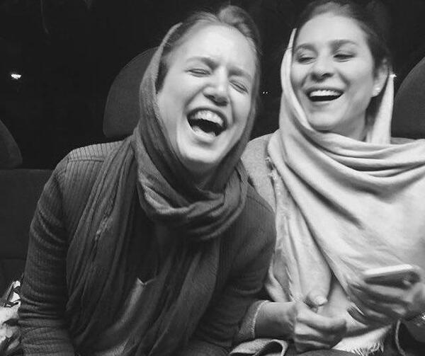 عکس لبخند از ته دل