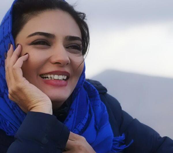عکس لبخند از ته دل