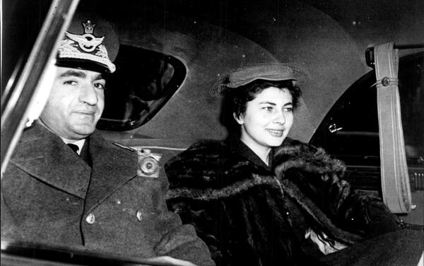 عکس شاه و ثریا