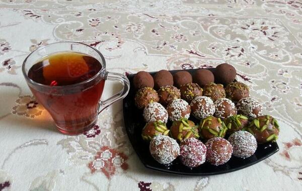 عکس چای و خرما